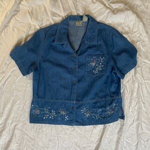 Koret City Blues denim short sleeve top with embroidery/beading, size M, collar